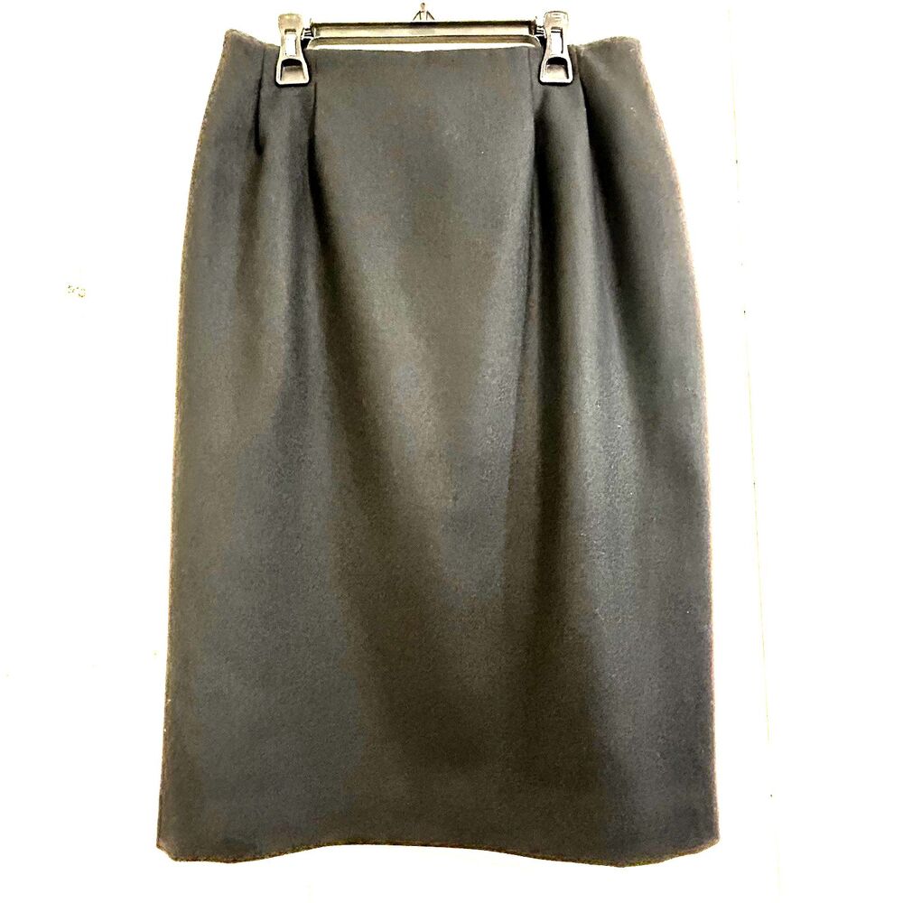Pendleton Vintage Black 100% Virgin Wool Skirt Size 8 Knee Pleated Skirt - Picture 2 of 16